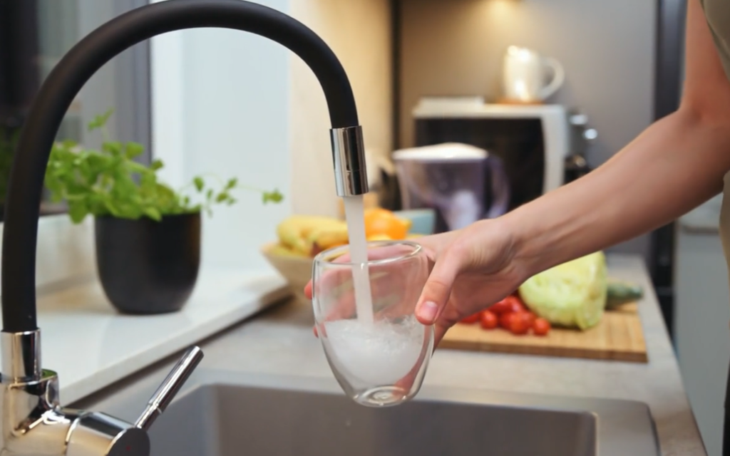 kitchen sink faucets